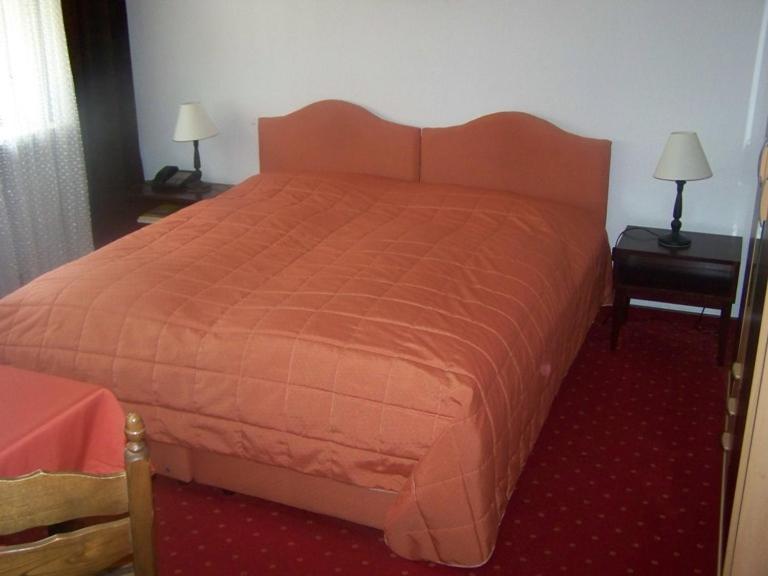Hotel Am Ufer ترير الغرفة الصورة